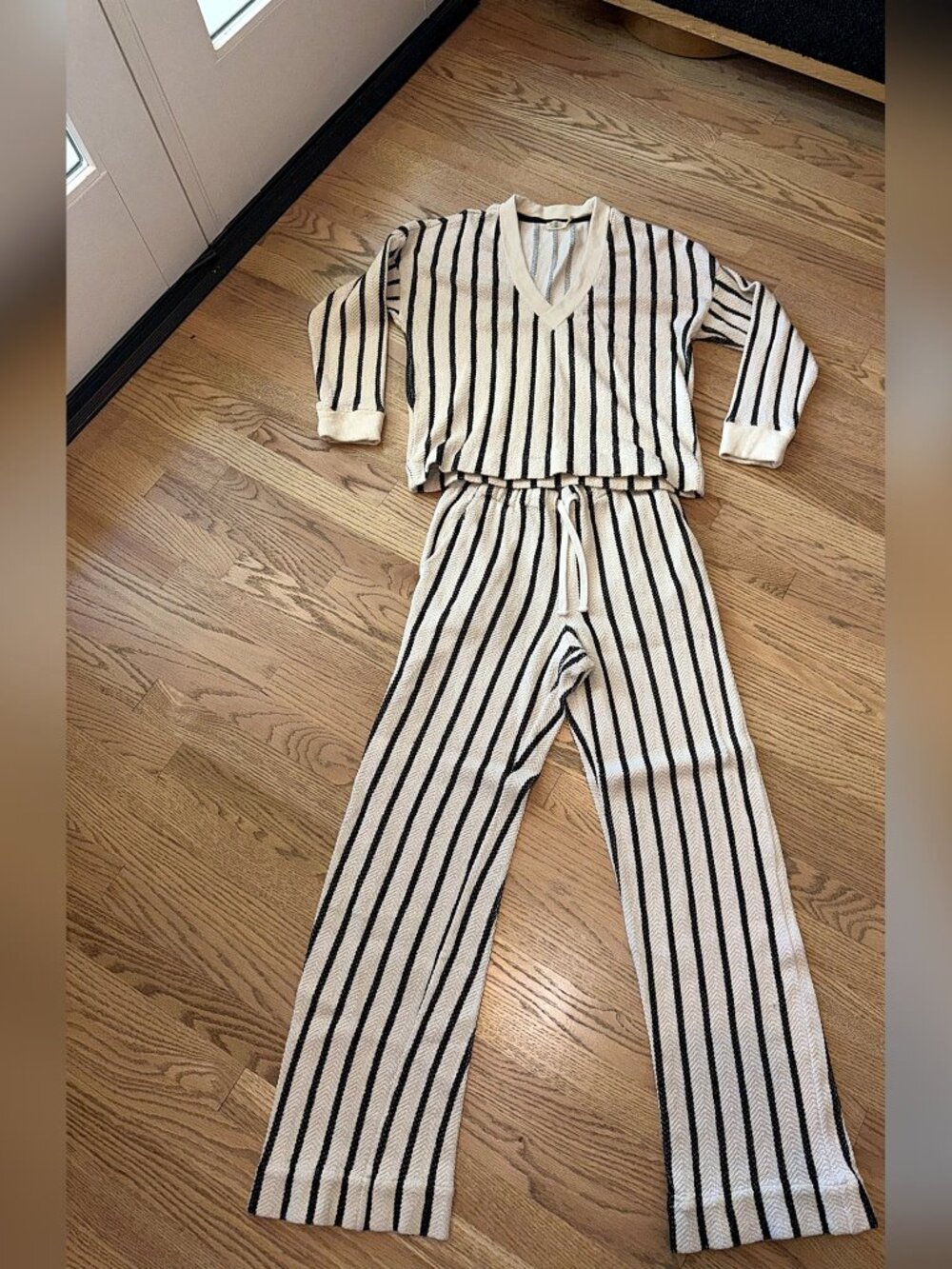 Faherty Dockside V-Neck Sweatshirt & Laidback Pant Set Moon Shadow Stripe S